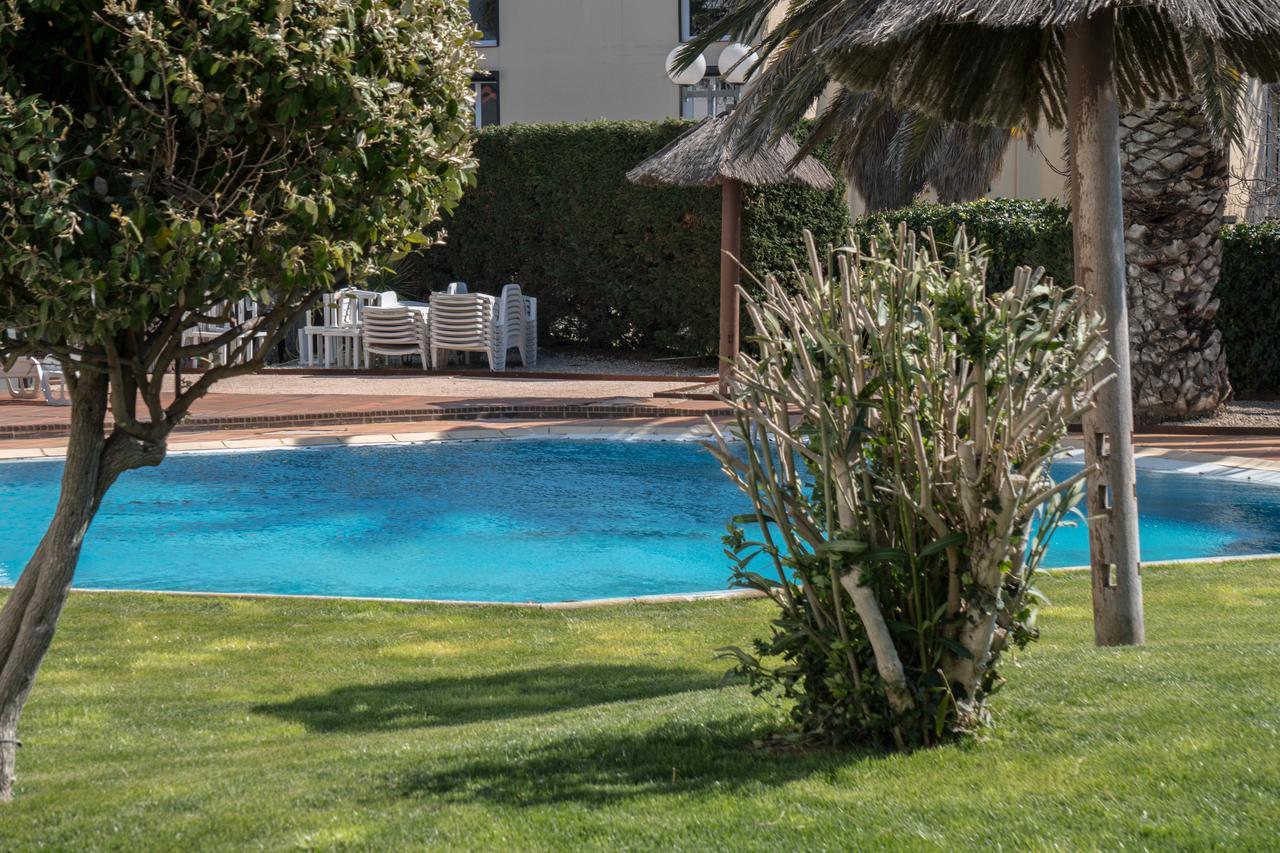 Ibis Styles Perpignan Canet En Roussillon Экстерьер фото