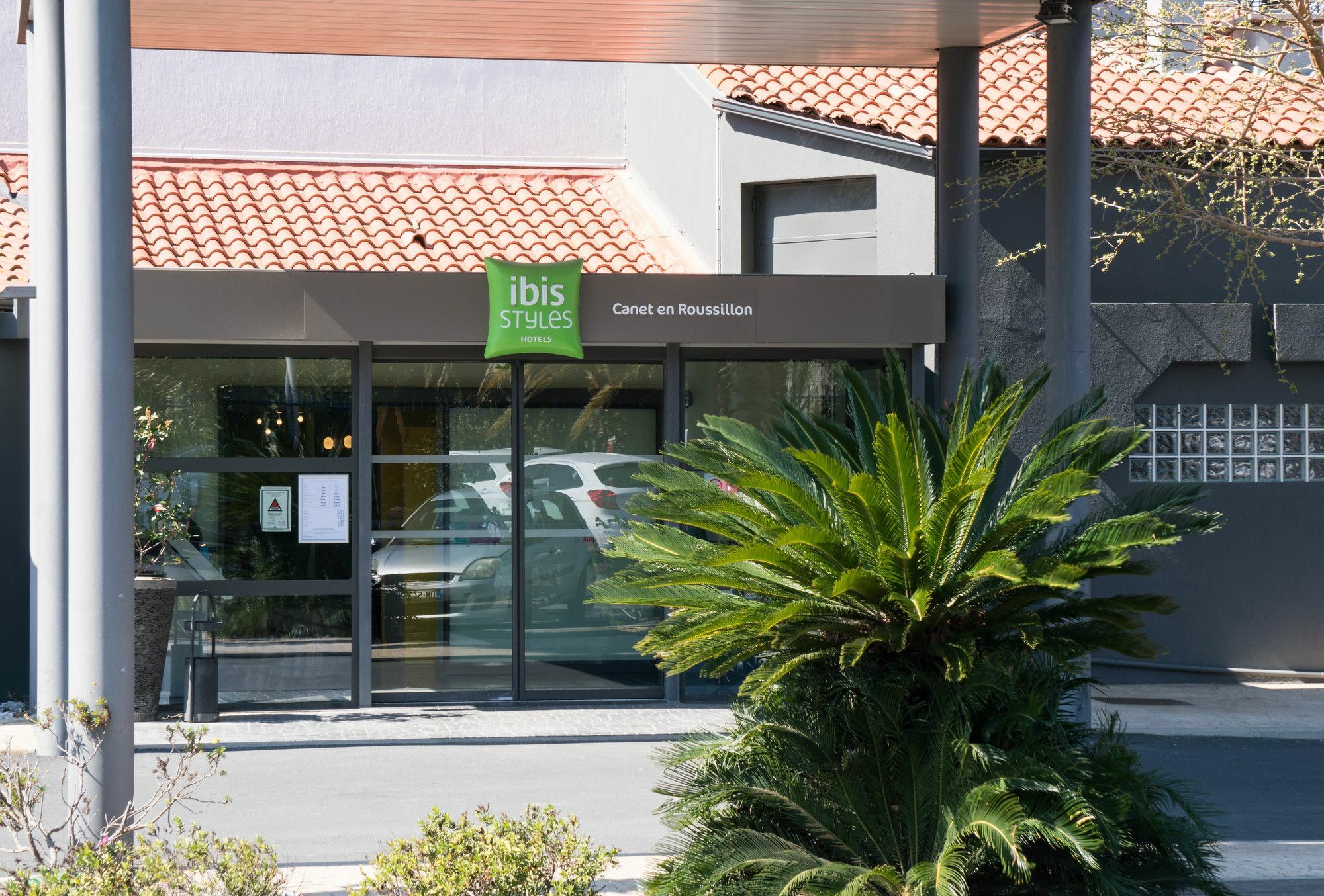 Ibis Styles Perpignan Canet En Roussillon Экстерьер фото